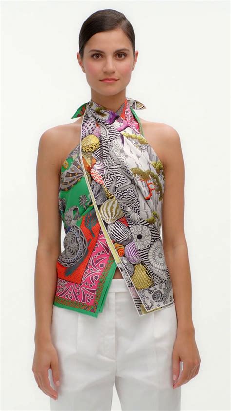 apple hermes silk knots|how to wear hermes scarf.